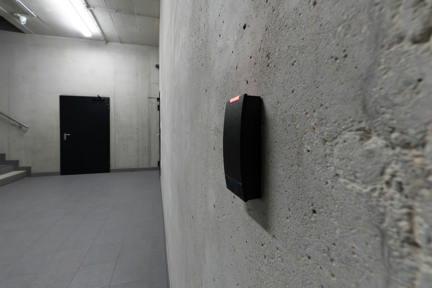 Leitor eletrônico de acesso